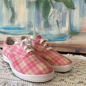 Grasshoppers Pink Plaid Comfort Cushion Shoes Women's Size 9.5 WW